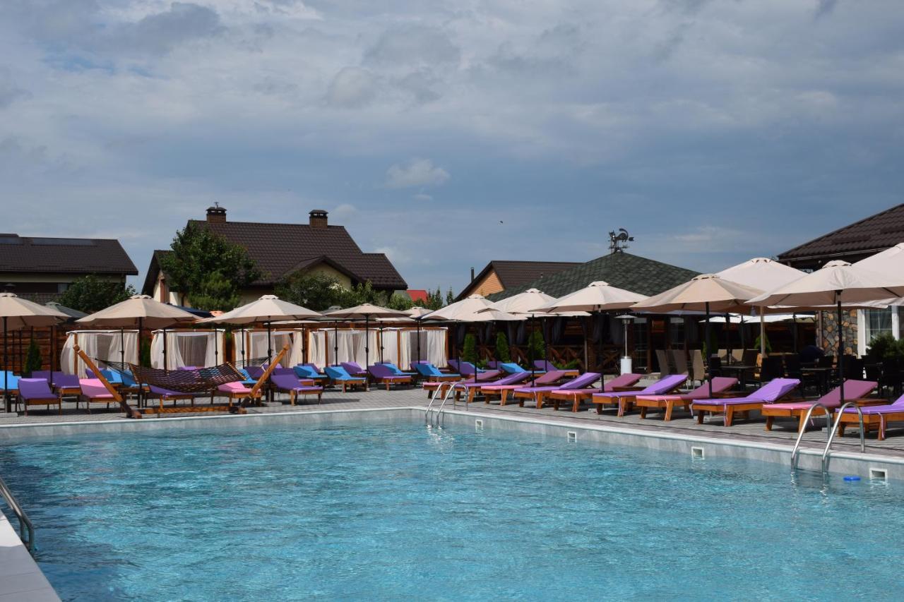 Relax Complex Hotel Boryspil Ngoại thất bức ảnh